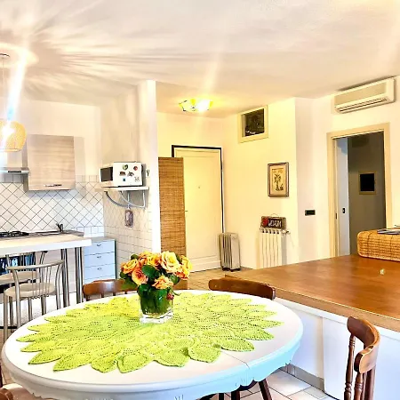 Apartment Matilde Tower House - 8 Minuti A Piedi Dalla Spiaggia